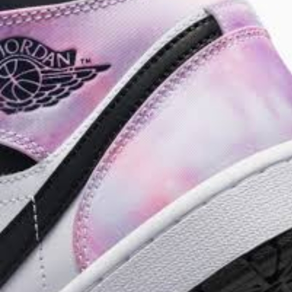 Jordan Sneakers - Picture 7 of 17